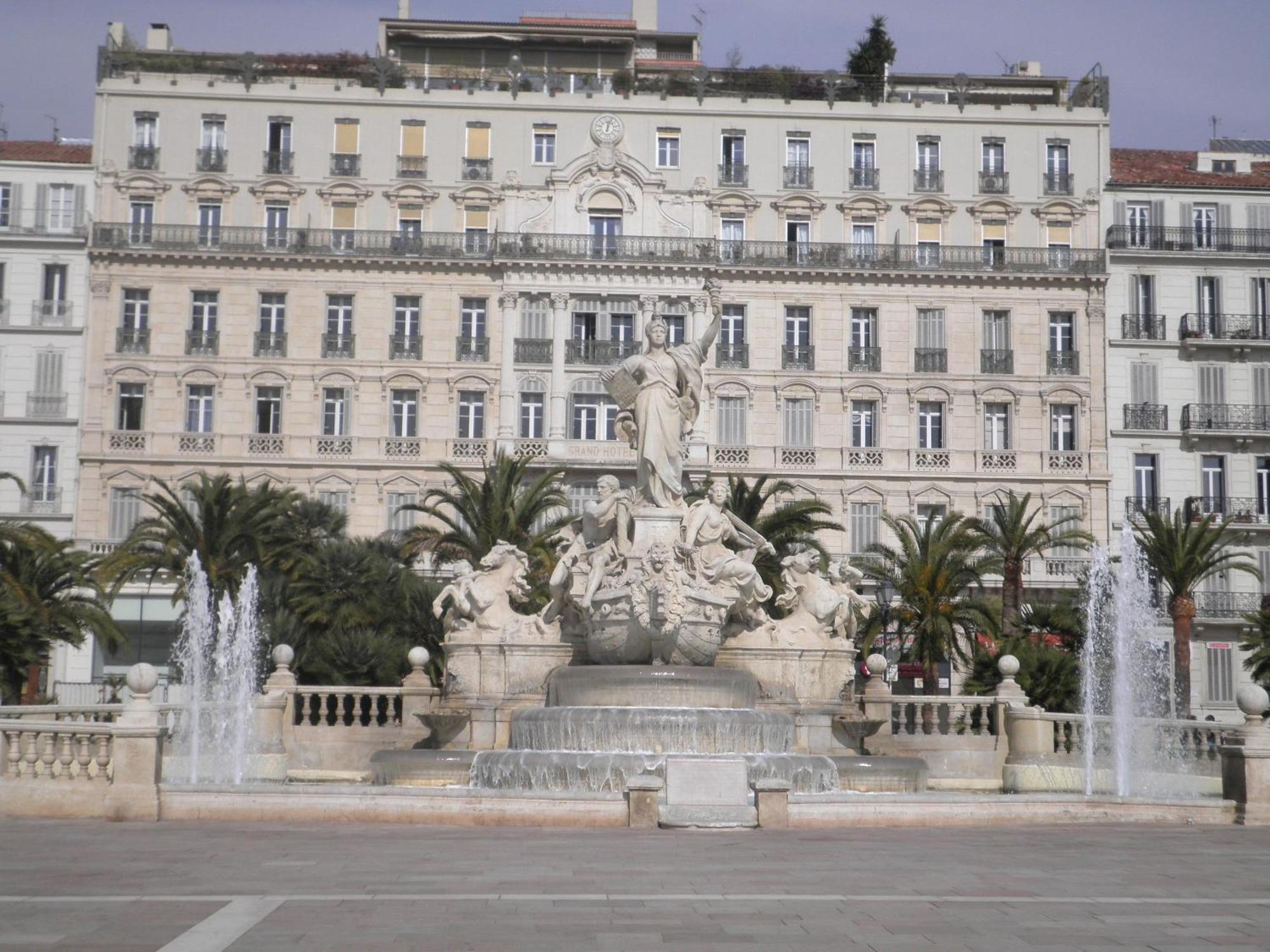 Au Nouvel Hotel Toulon Exteriör bild